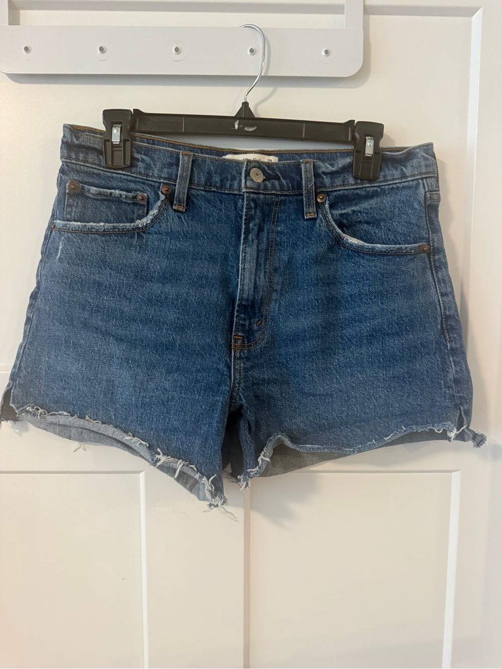 Abercrombie and fitch Classic High-Rise Denim Shorts in Dark Blue size 8